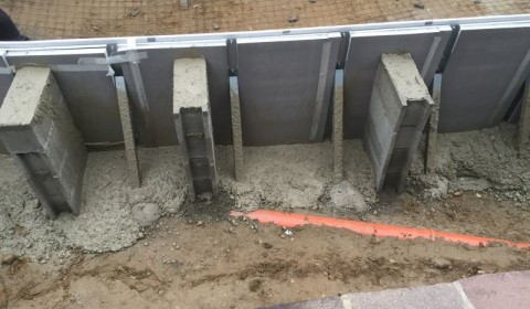 Betonierung der Bodenplatte Betonierung der Bodenplatte